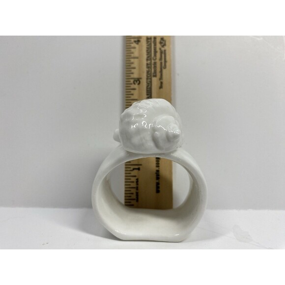 Vintage White Seashell Napkin Rings Set of 4 White Nautical Ocean Conch Shells - Picture 11 of 11